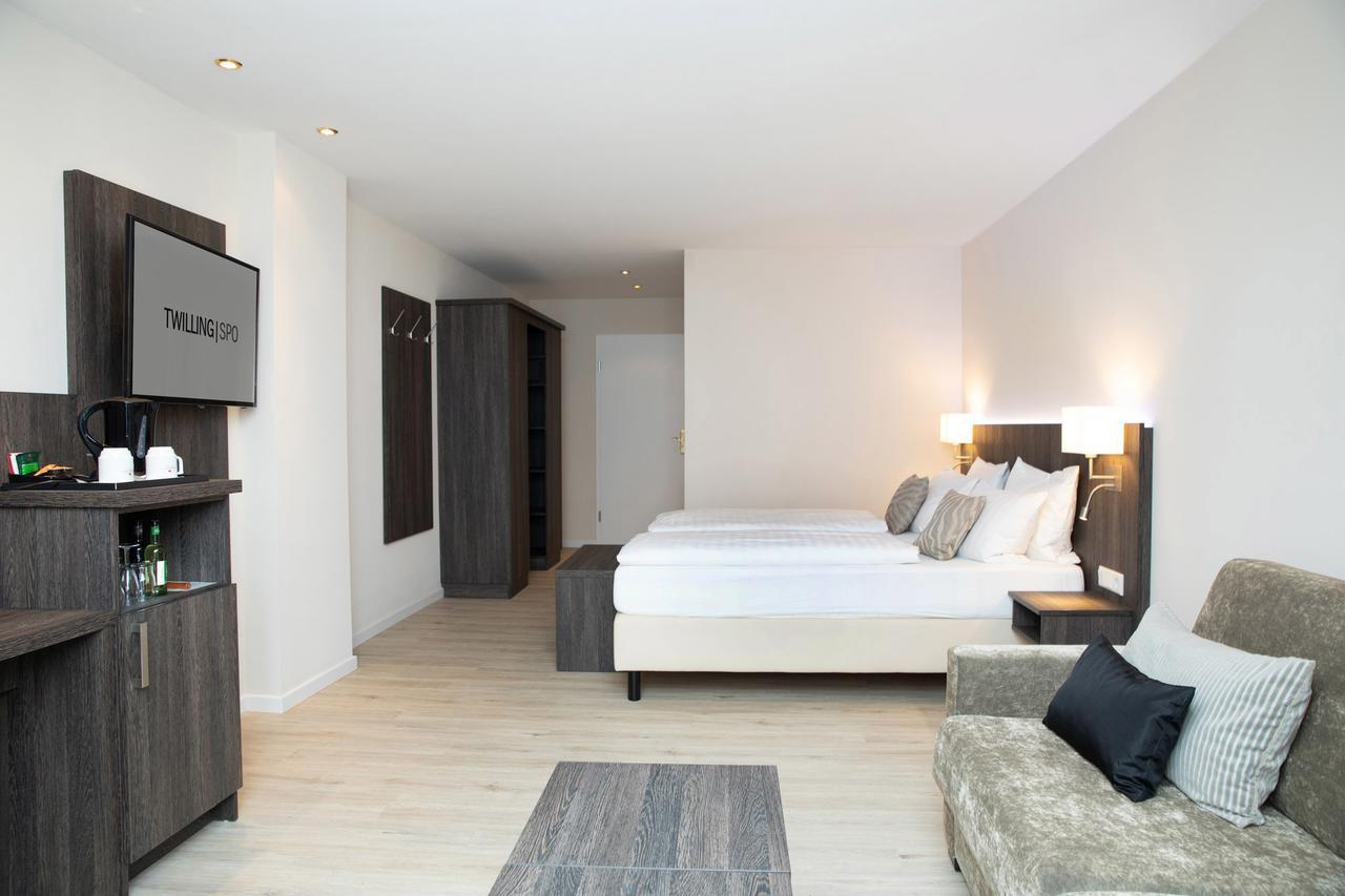 First Class Doppelzimmer mit Balkon